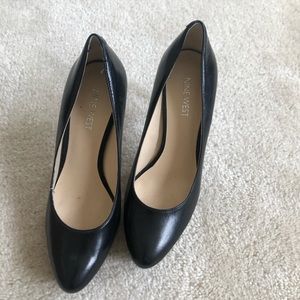 Lightly used Nine West black pump heels